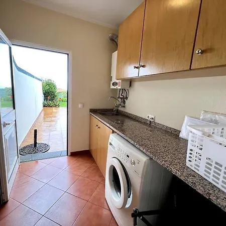 Casa Darcey By Your Madeira * Estreito da Calheta