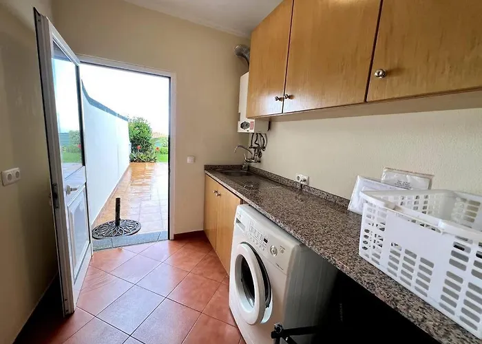 Casa Darcey By Your Madeira * Estreito Da Calheta